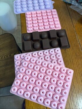 Silicone Donut, Candy,easter, and bears